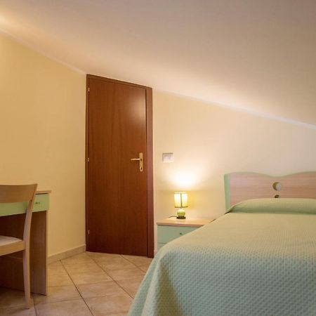 Recidence L' Infinito Appartement Carbognano Buitenkant foto