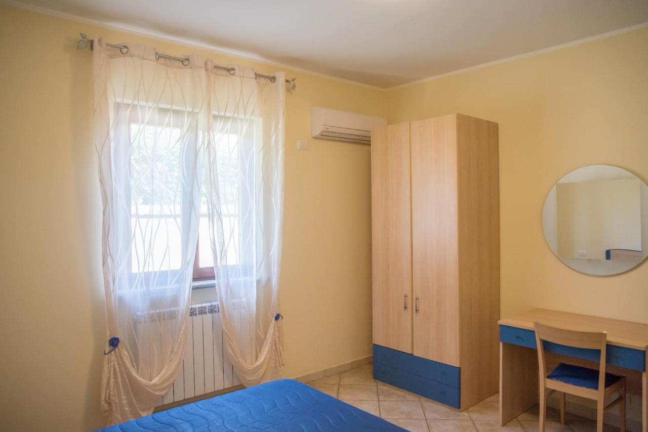 Recidence L' Infinito Appartement Carbognano Buitenkant foto
