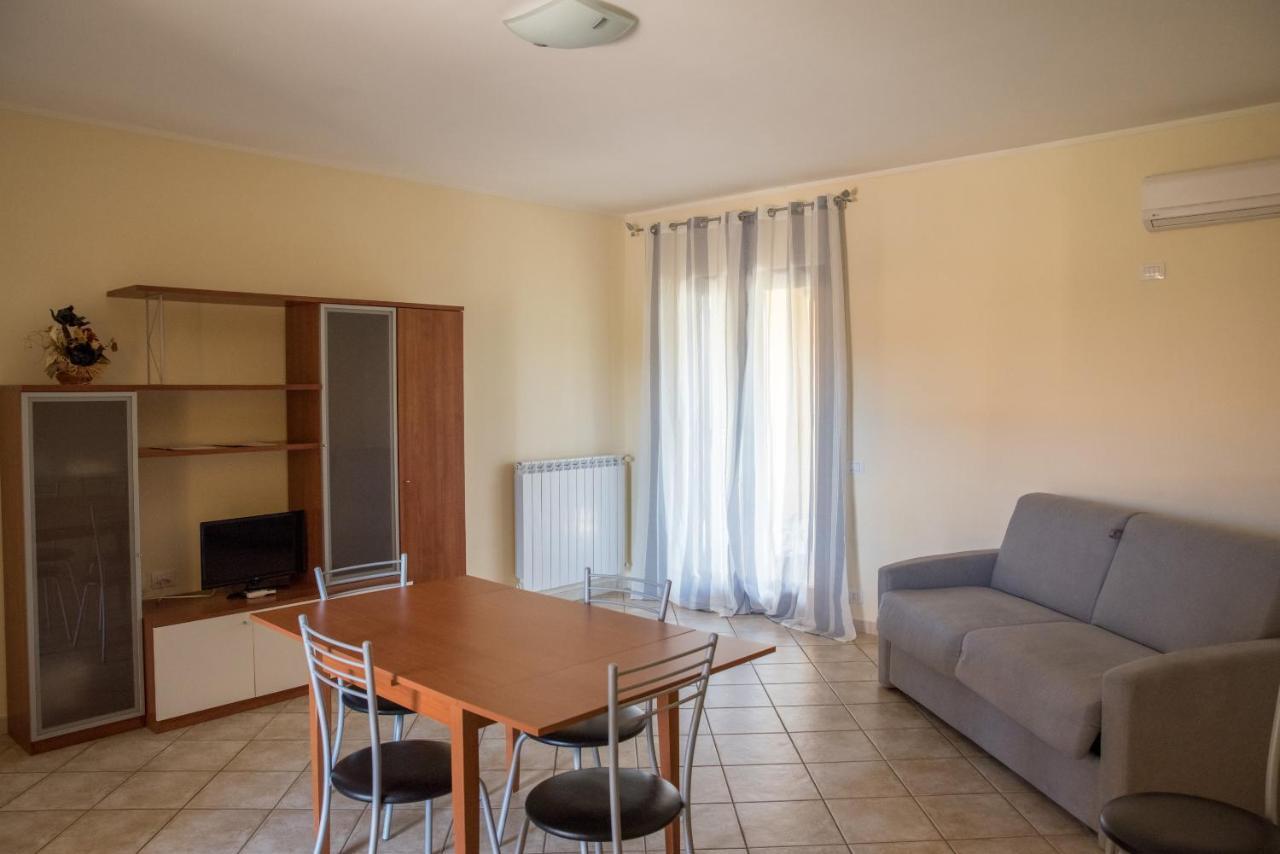 Recidence L' Infinito Appartement Carbognano Buitenkant foto